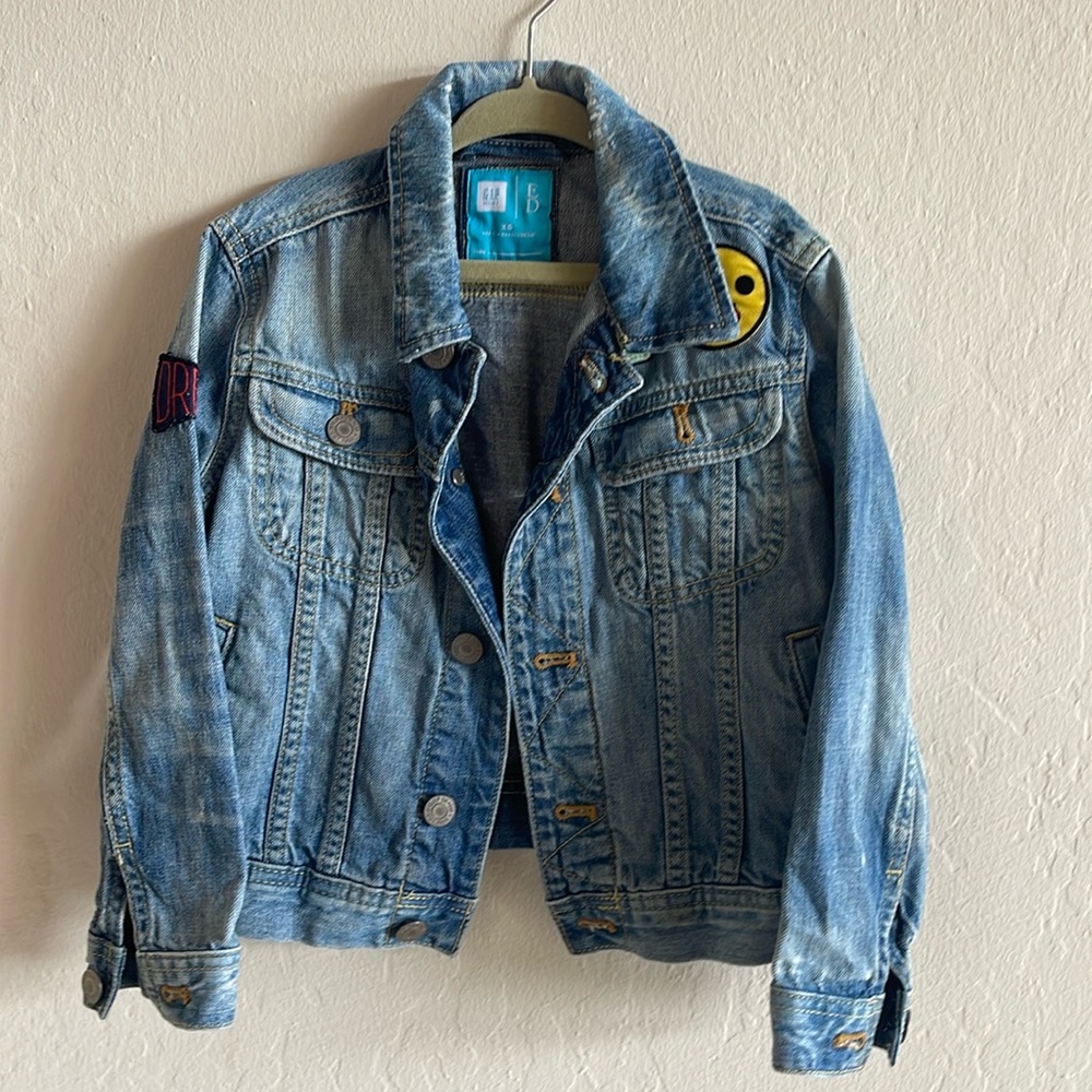 Special edition Ellen Degeneres for Gap “vintage” inspired jean jacket.